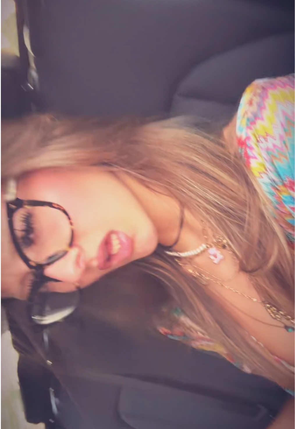 @Anita🫯