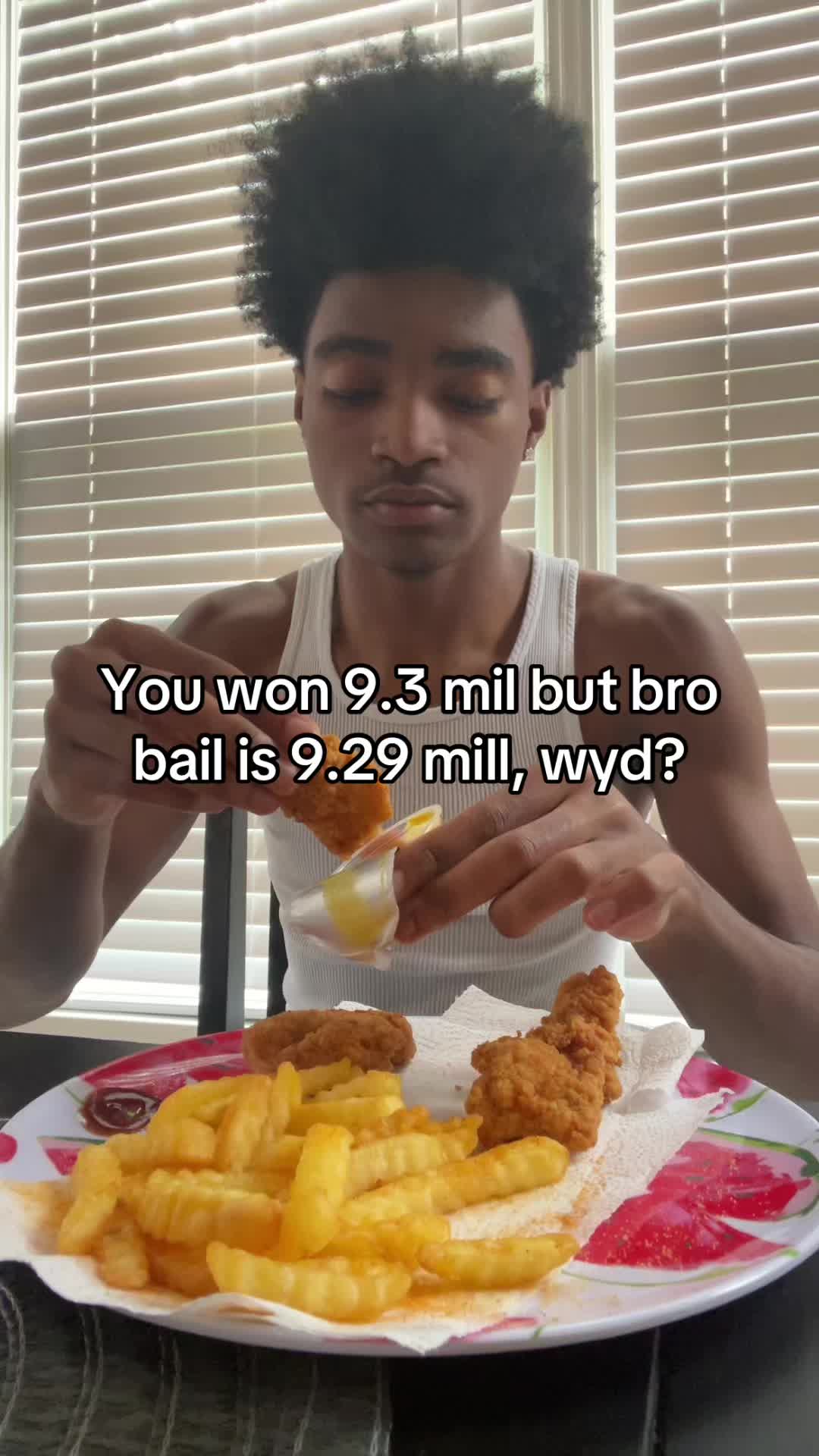 @⃟
