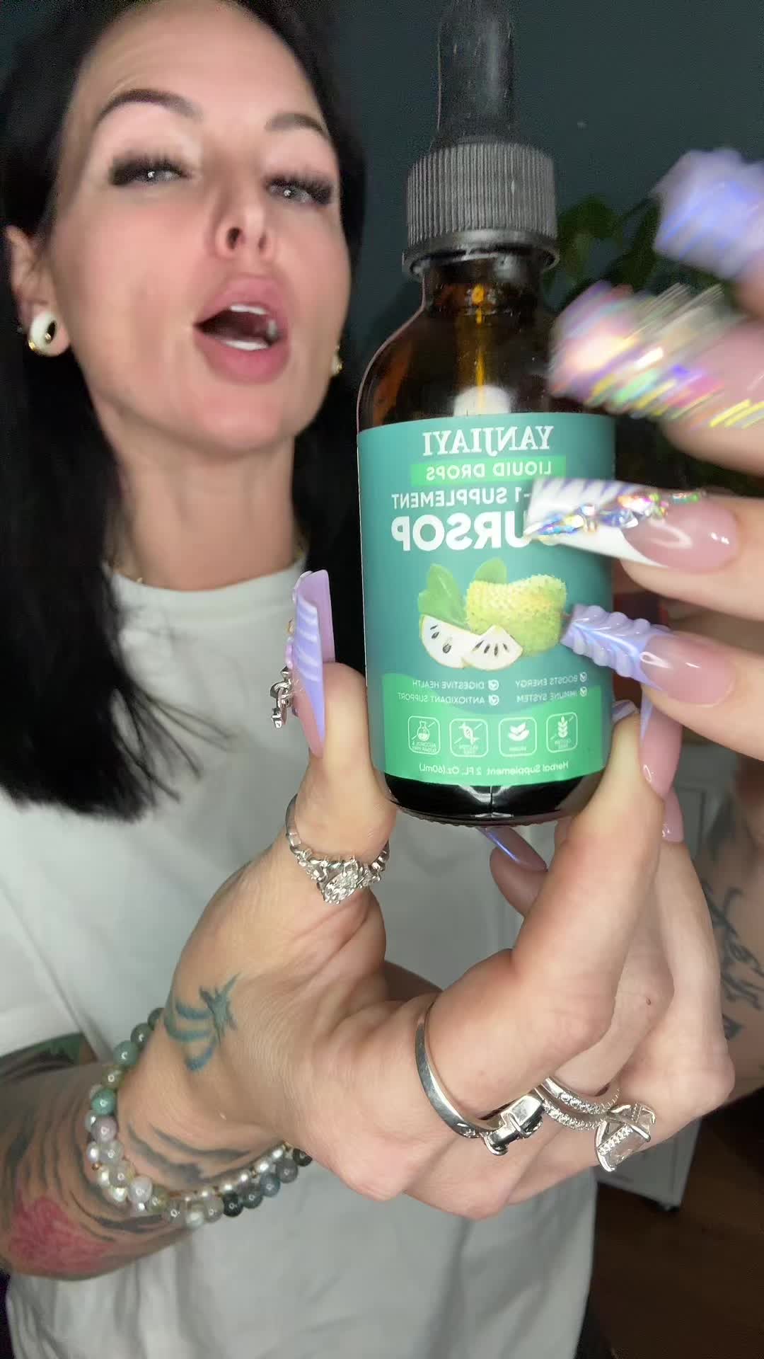 @To0thlessQueen💋
