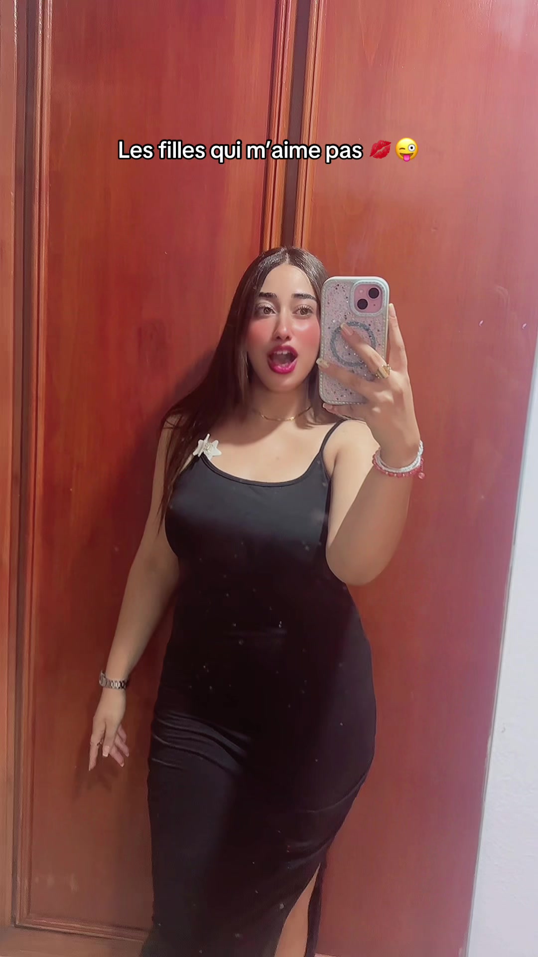 @𝓜𝓲𝓷𝓪 🎀