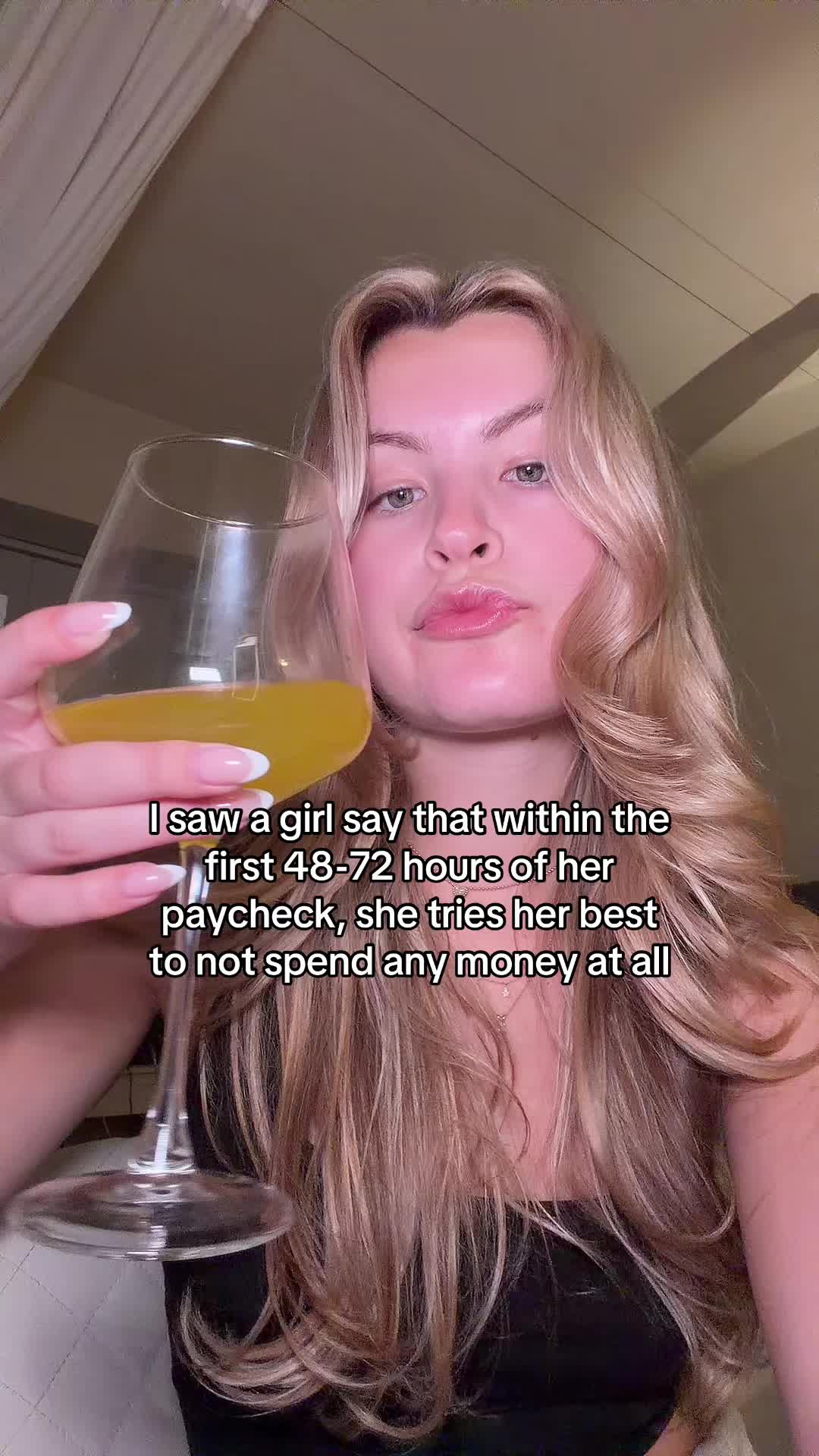 @chloe