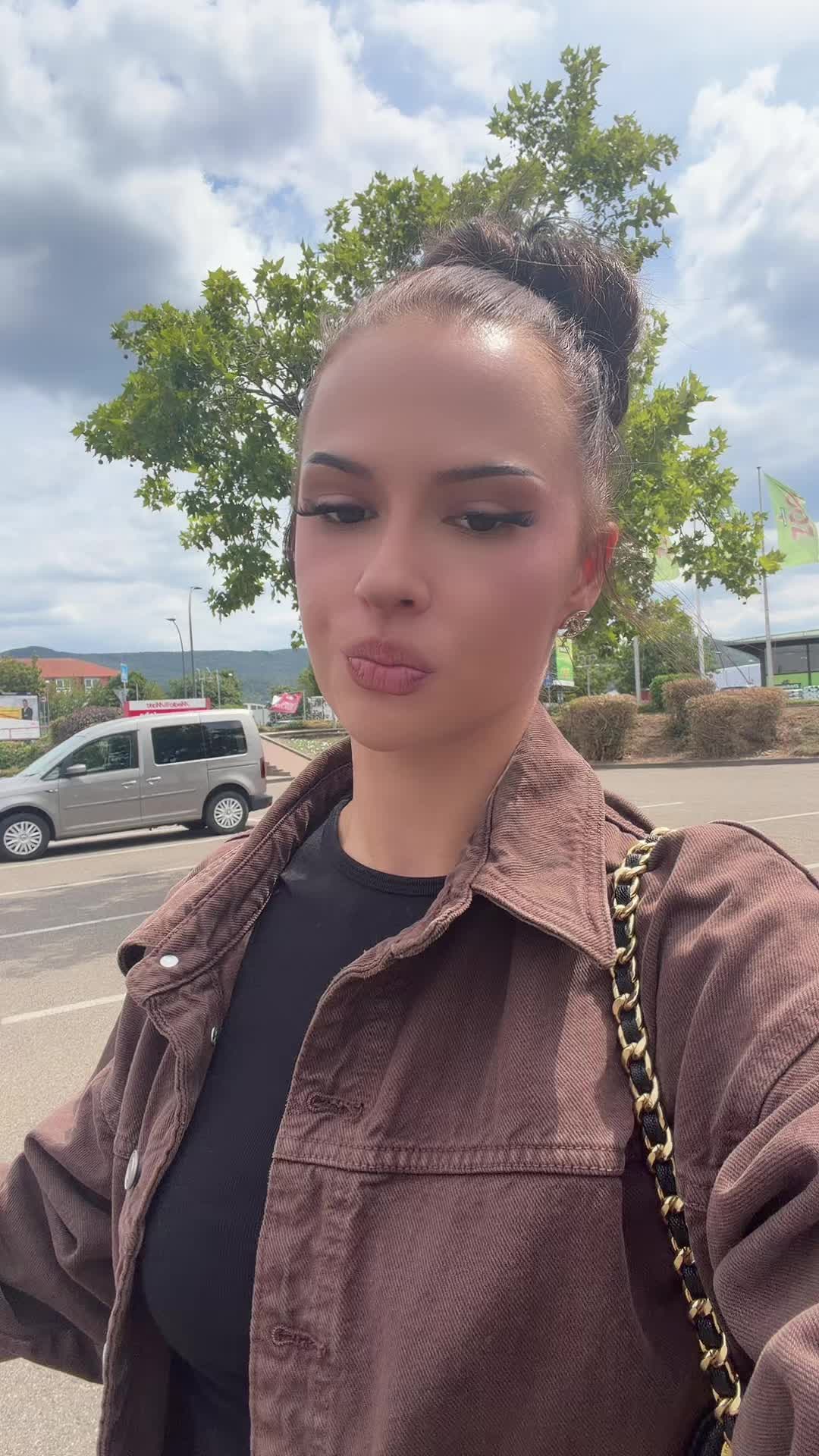 @viktoria🍒