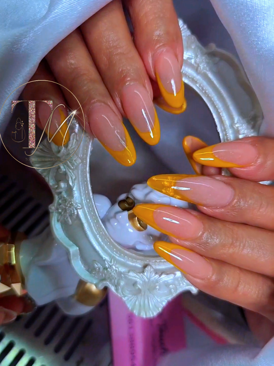 @Toque  M&aacute;gico Nails