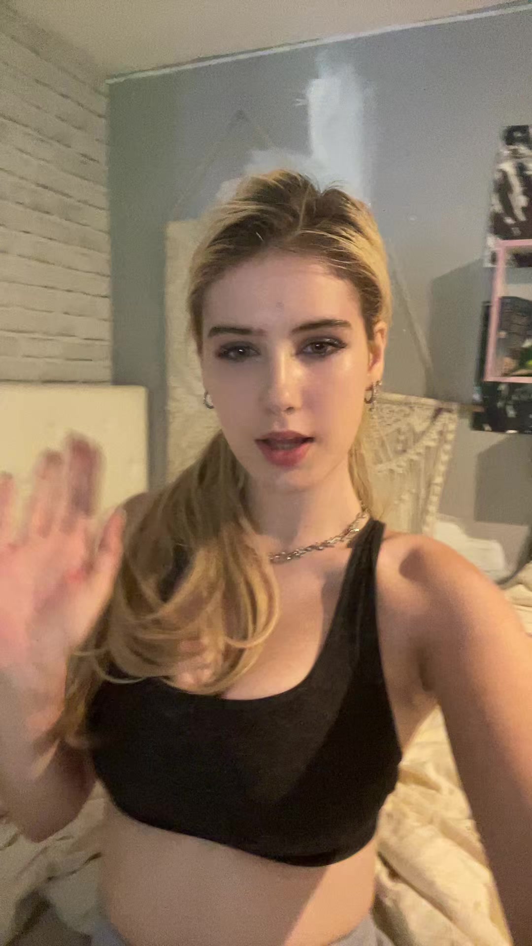 @Aurora
