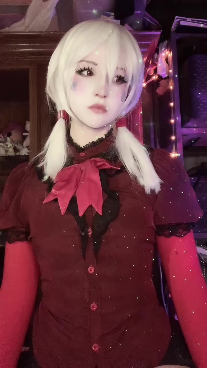 @≽^&bull;⩊&bull;^≼♡