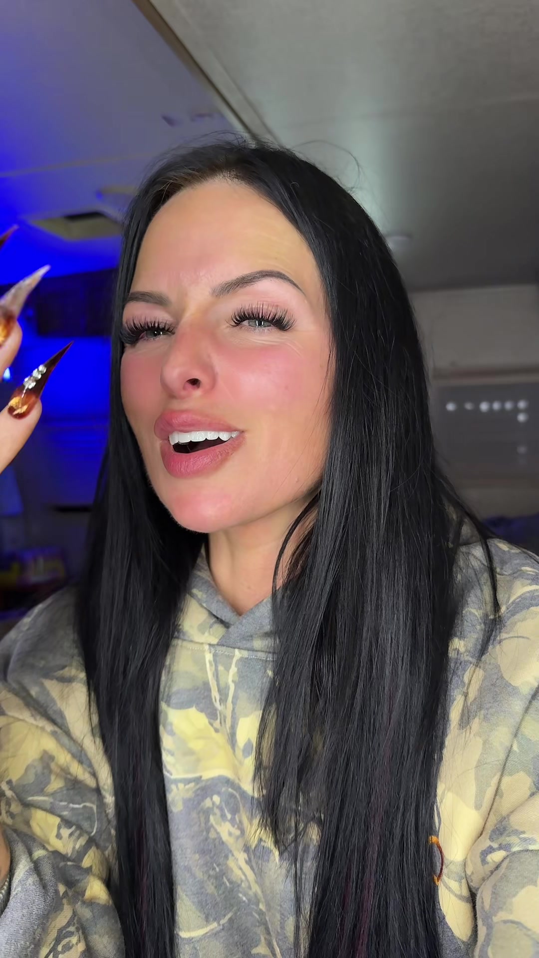 @To0thlessQueen💋