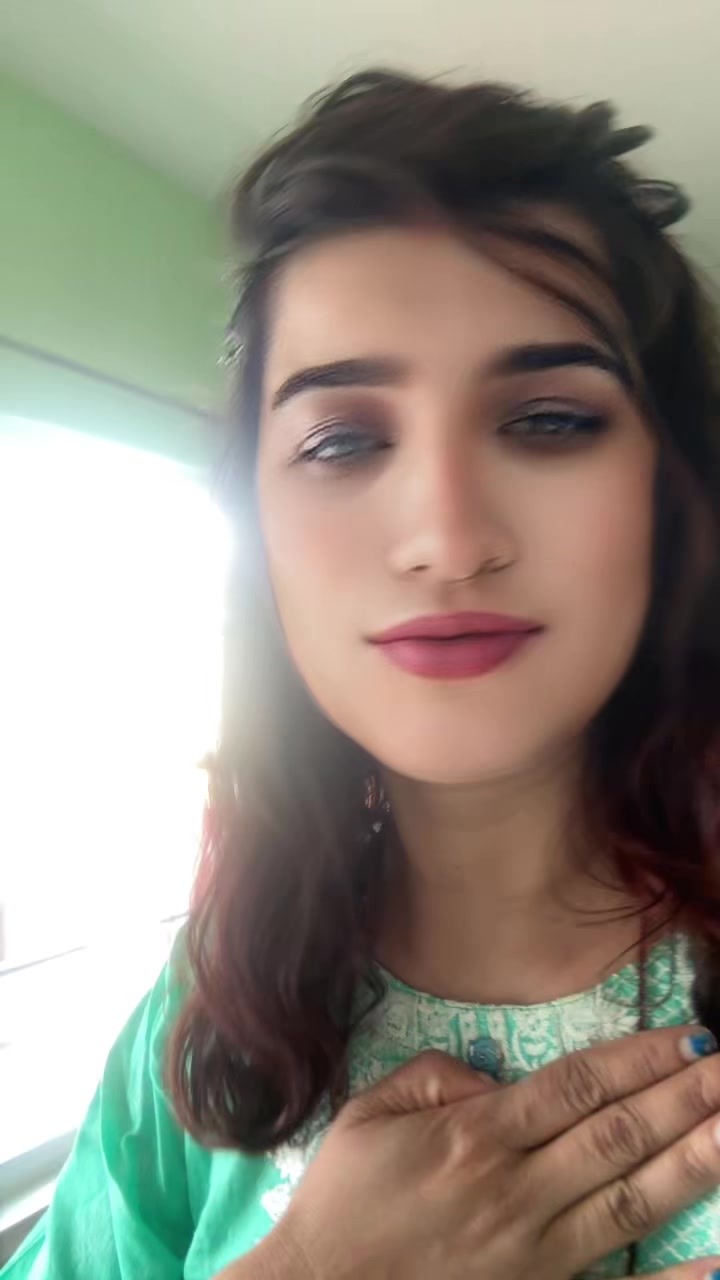 @sophie________