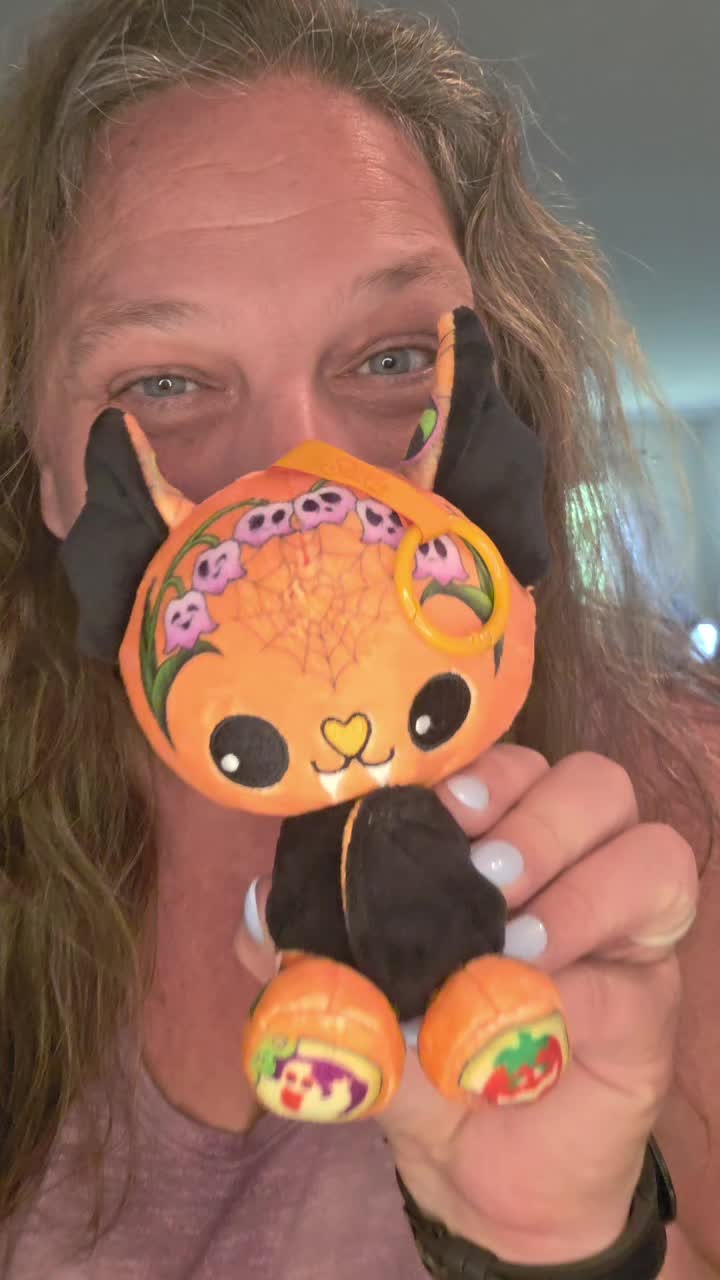 @Nicole ❌️ 🌻🕸🚍♓️