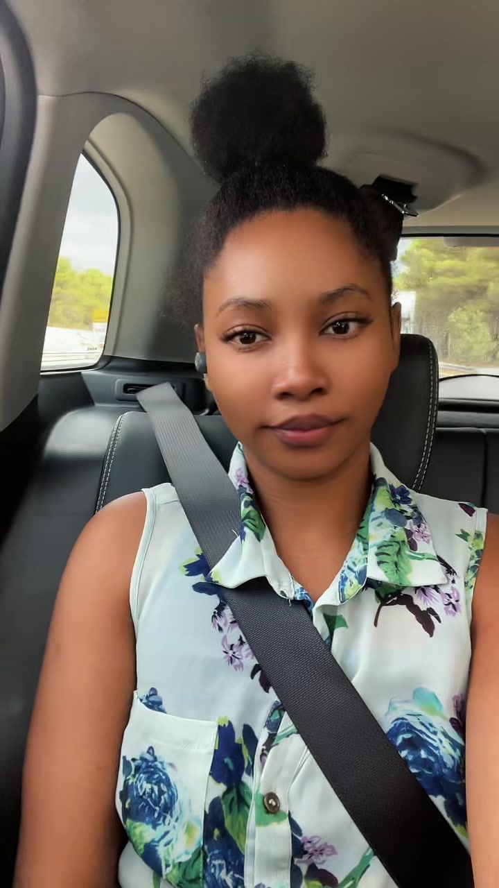 @Lunatique 🇲🇬🇲🇺🇫🇷?