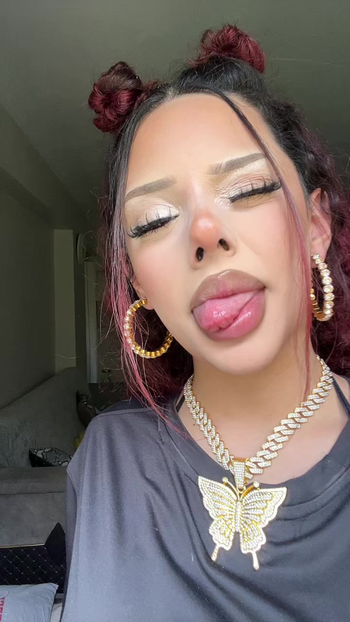 @Büşra