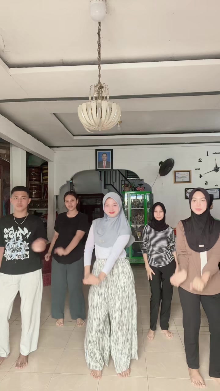 @Sanggar Seni Puti Tungga