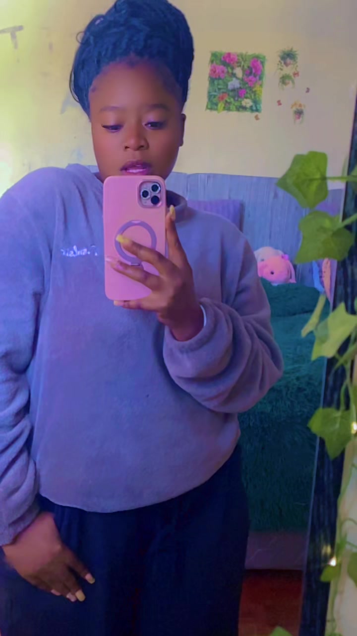 @Usher03