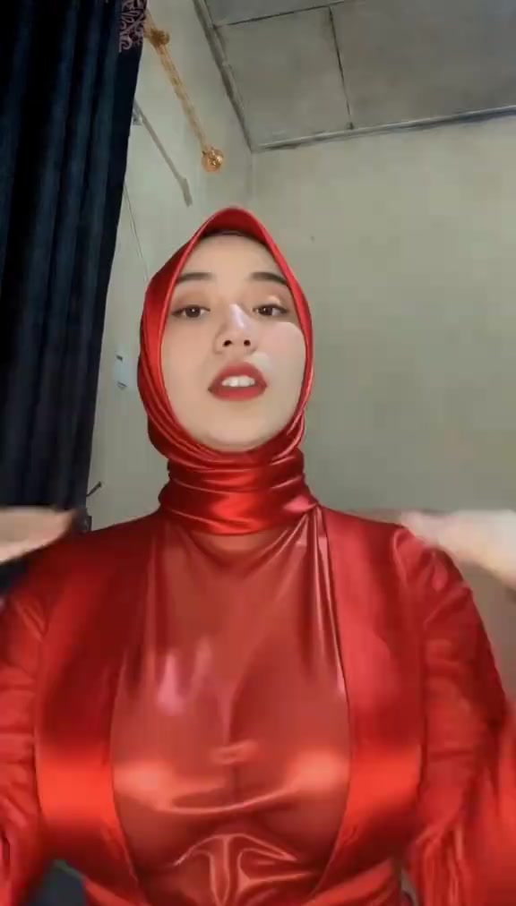 @𝐁𝐞𝐥𝐥𝐚 𝐒𝐲𝐚𝐡𝐟𝐢𝐫𝐚 ❤️