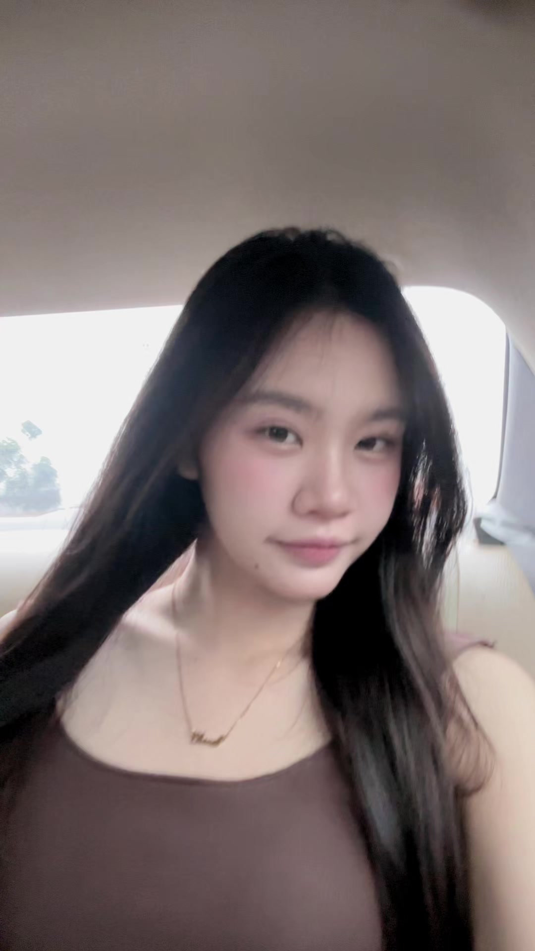 @ລາດີ້