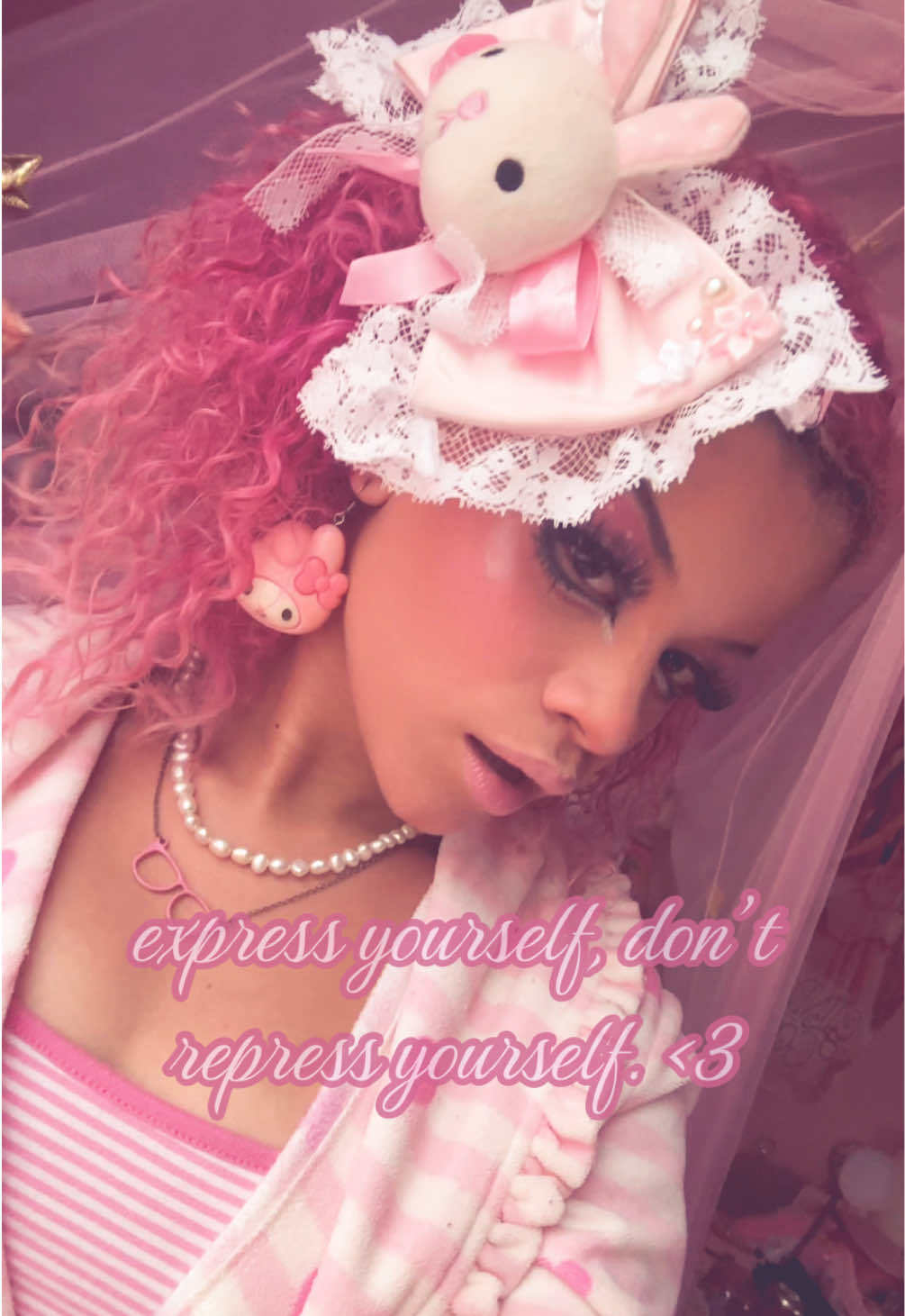 @kat ⚢ irl bonnibel ! 🍭