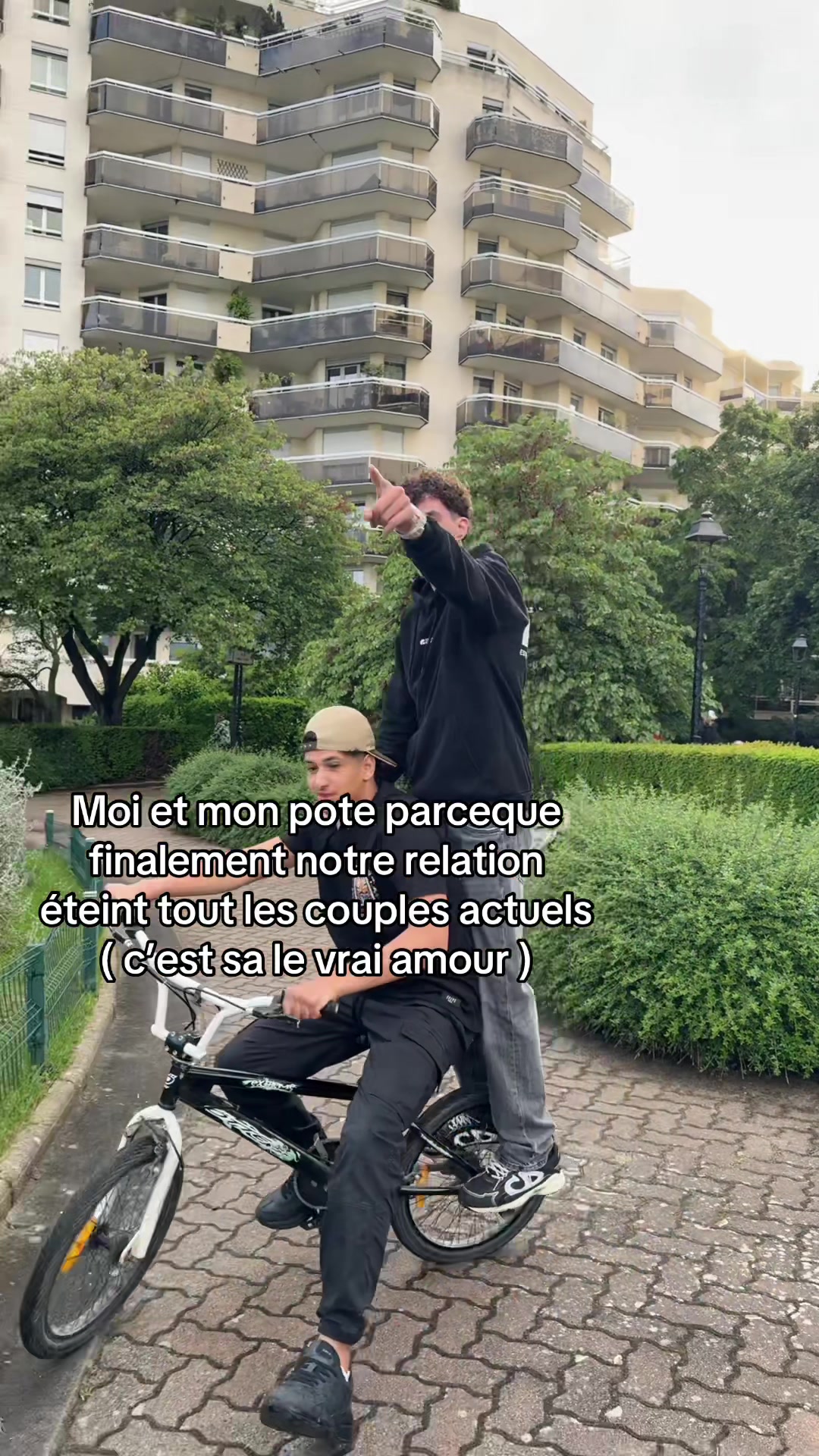 @Pekeniow 🇲🇦🇳🇱