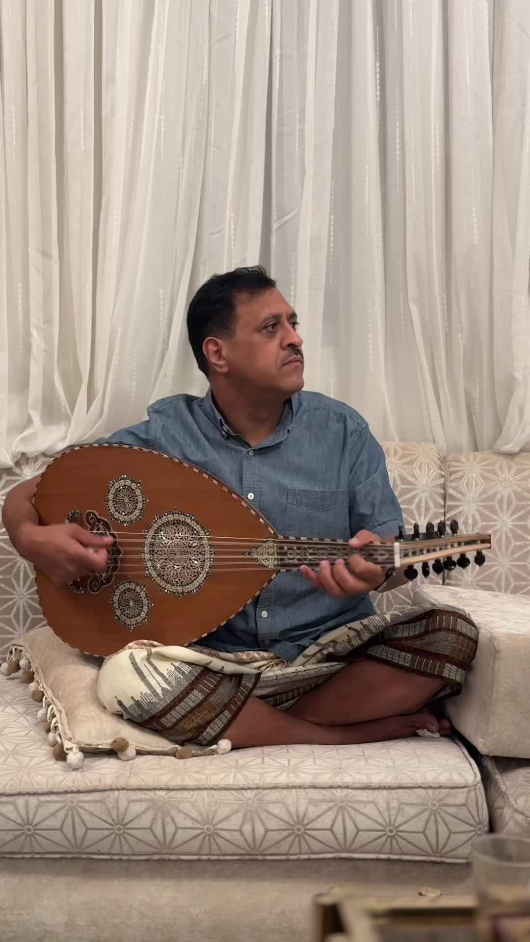 @عبدالرحمن الاخفش
