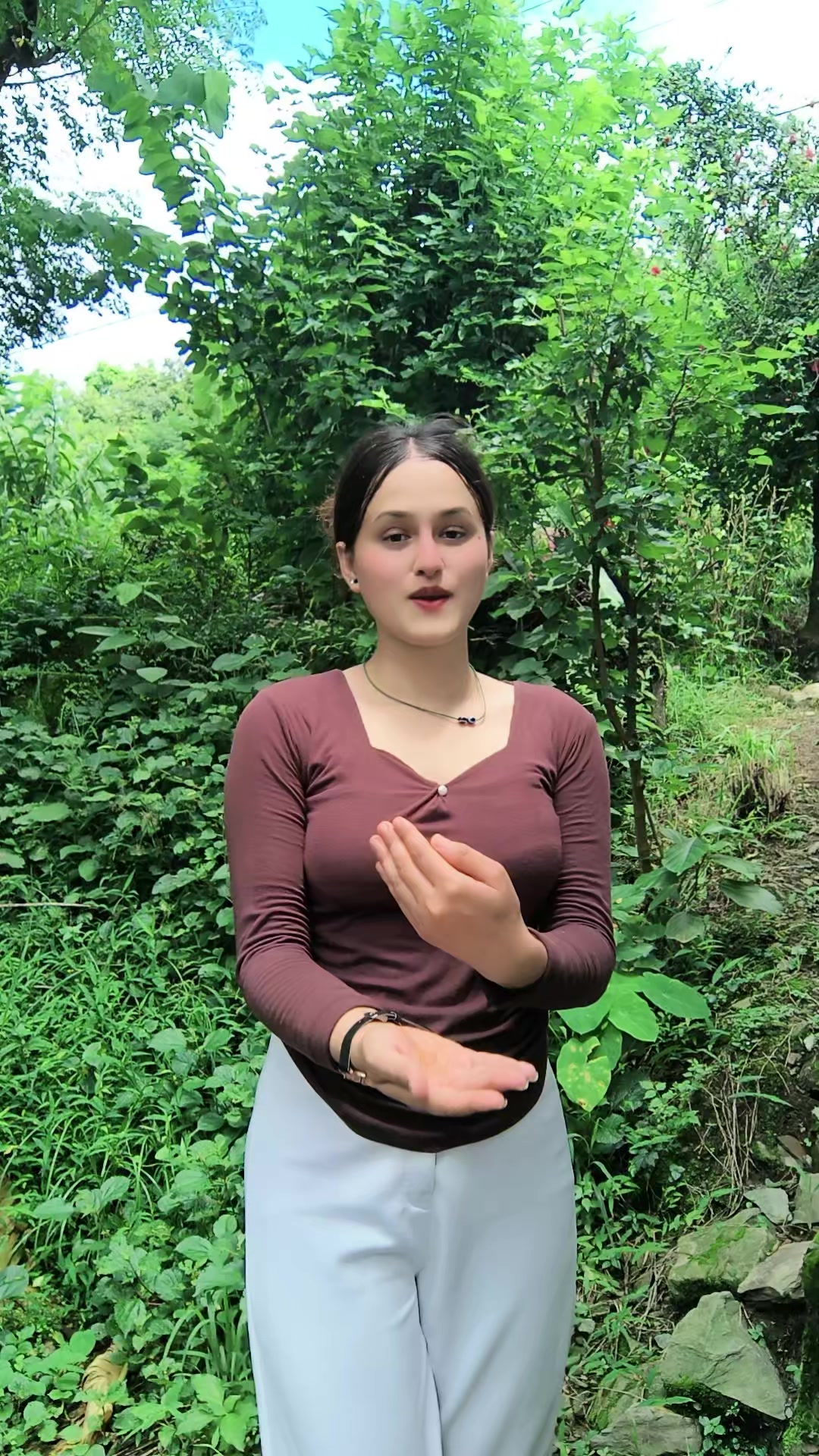@Anita_khadka🧿💫
