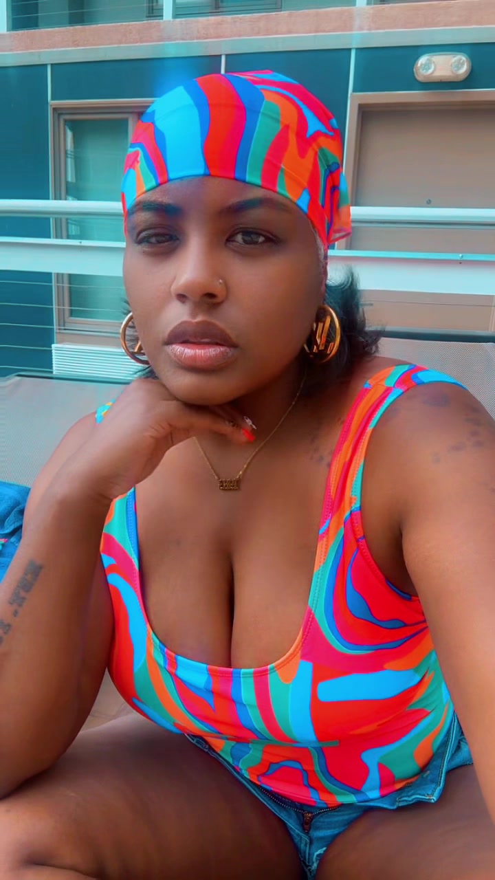 @NiqueIsUpForDaChallenge