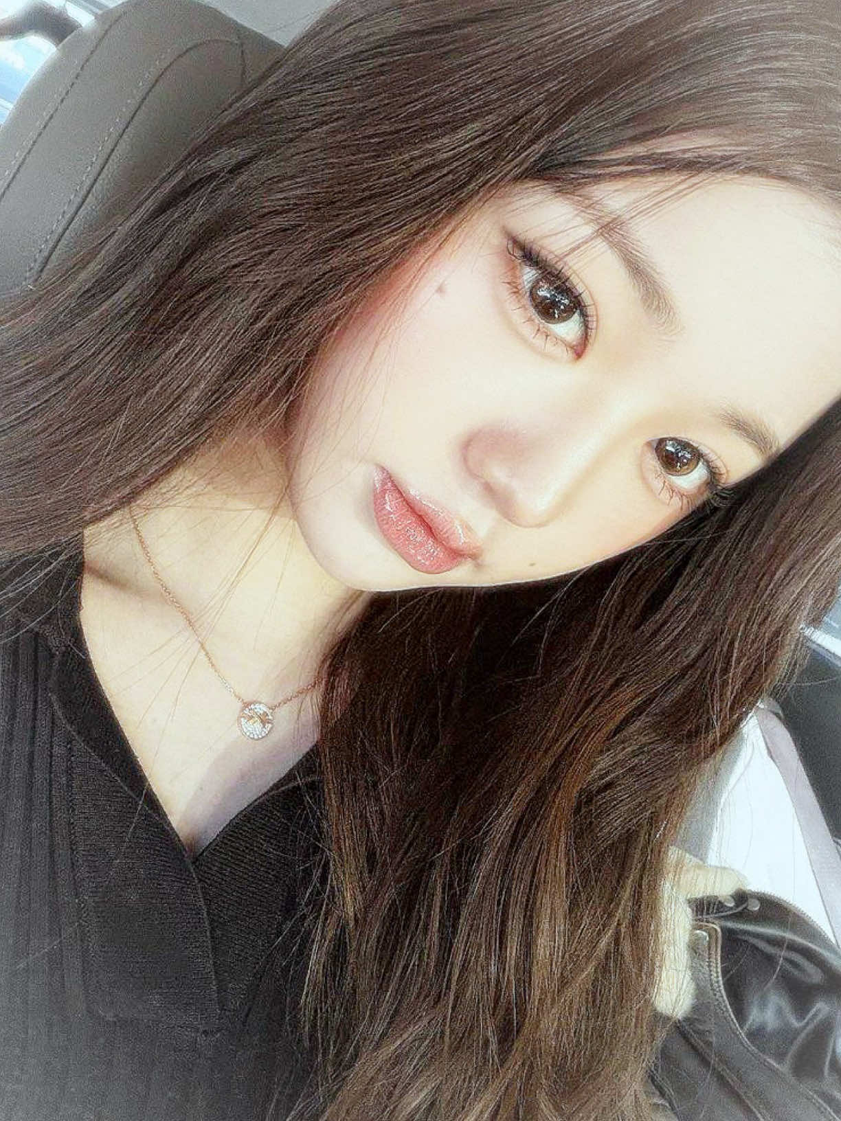 @𝐘𝐨𝐨𝐧𝐜𝐡𝐢𝐩