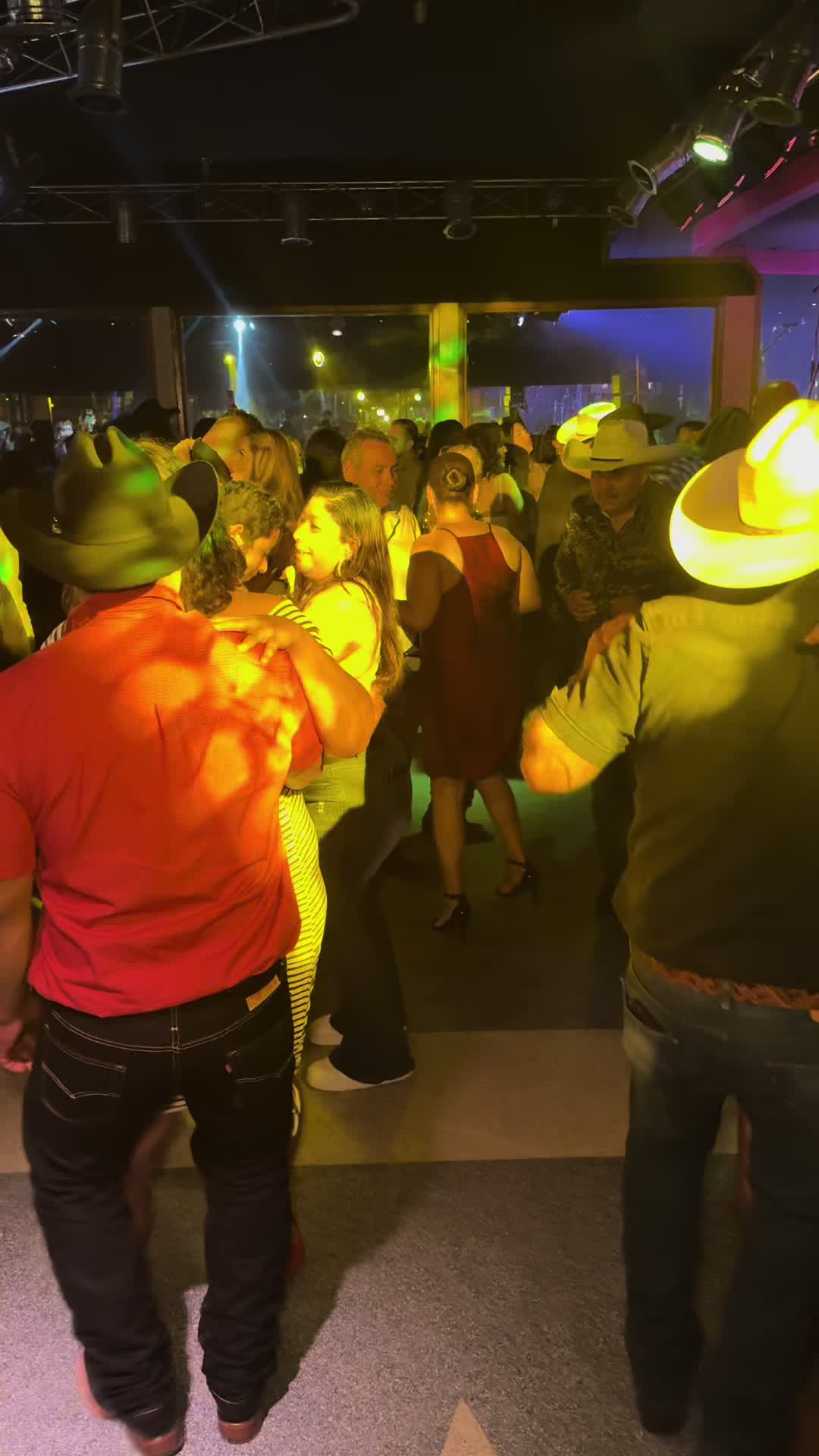@El Capri Dancing