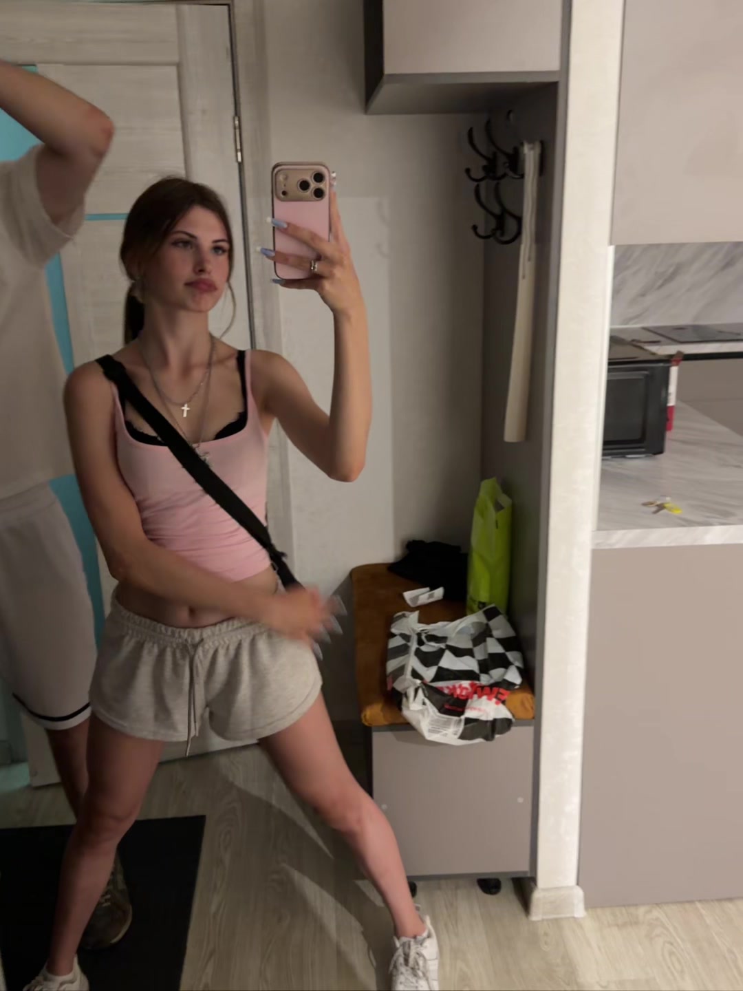 @nikakotiki