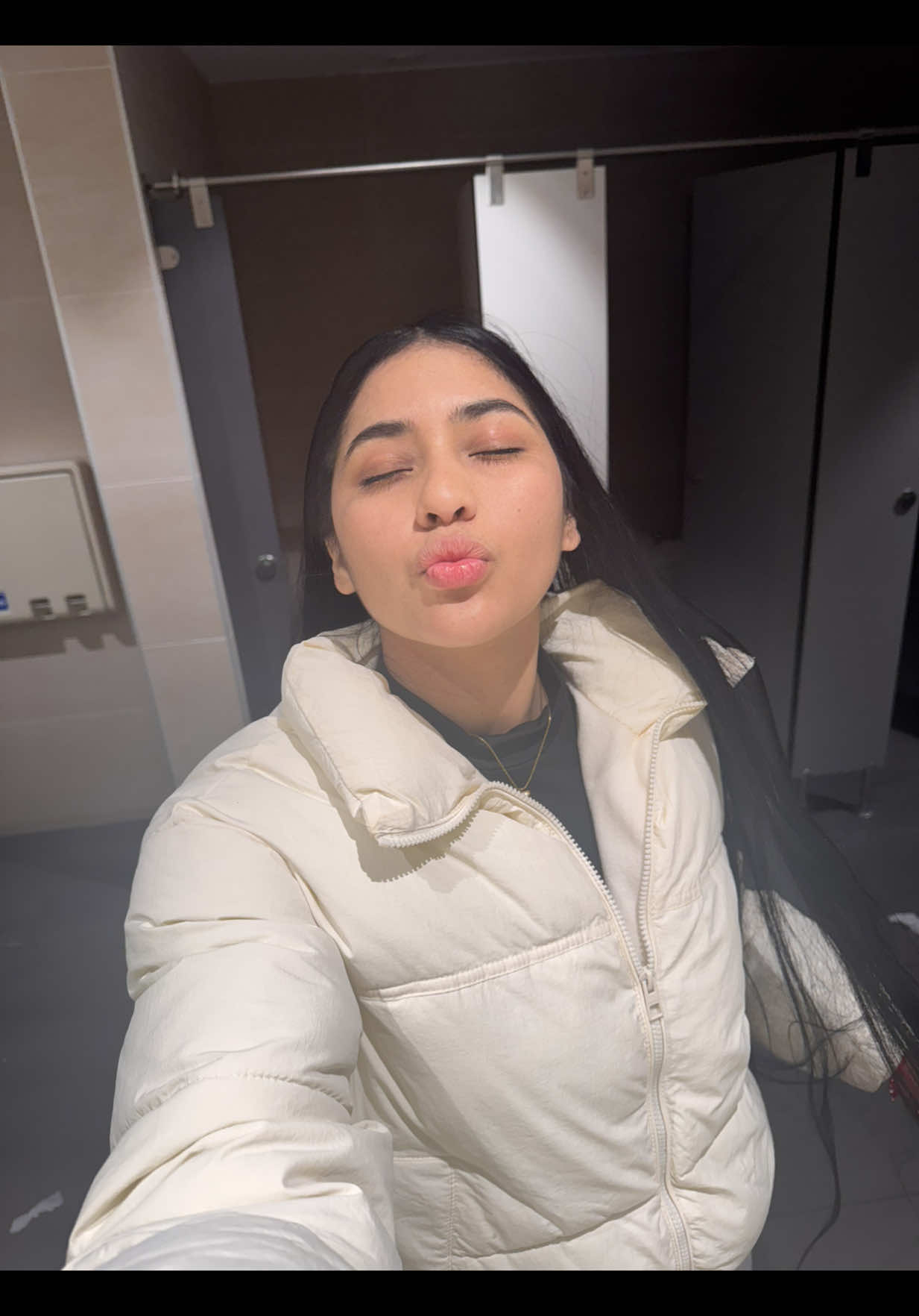 @Adrii✨