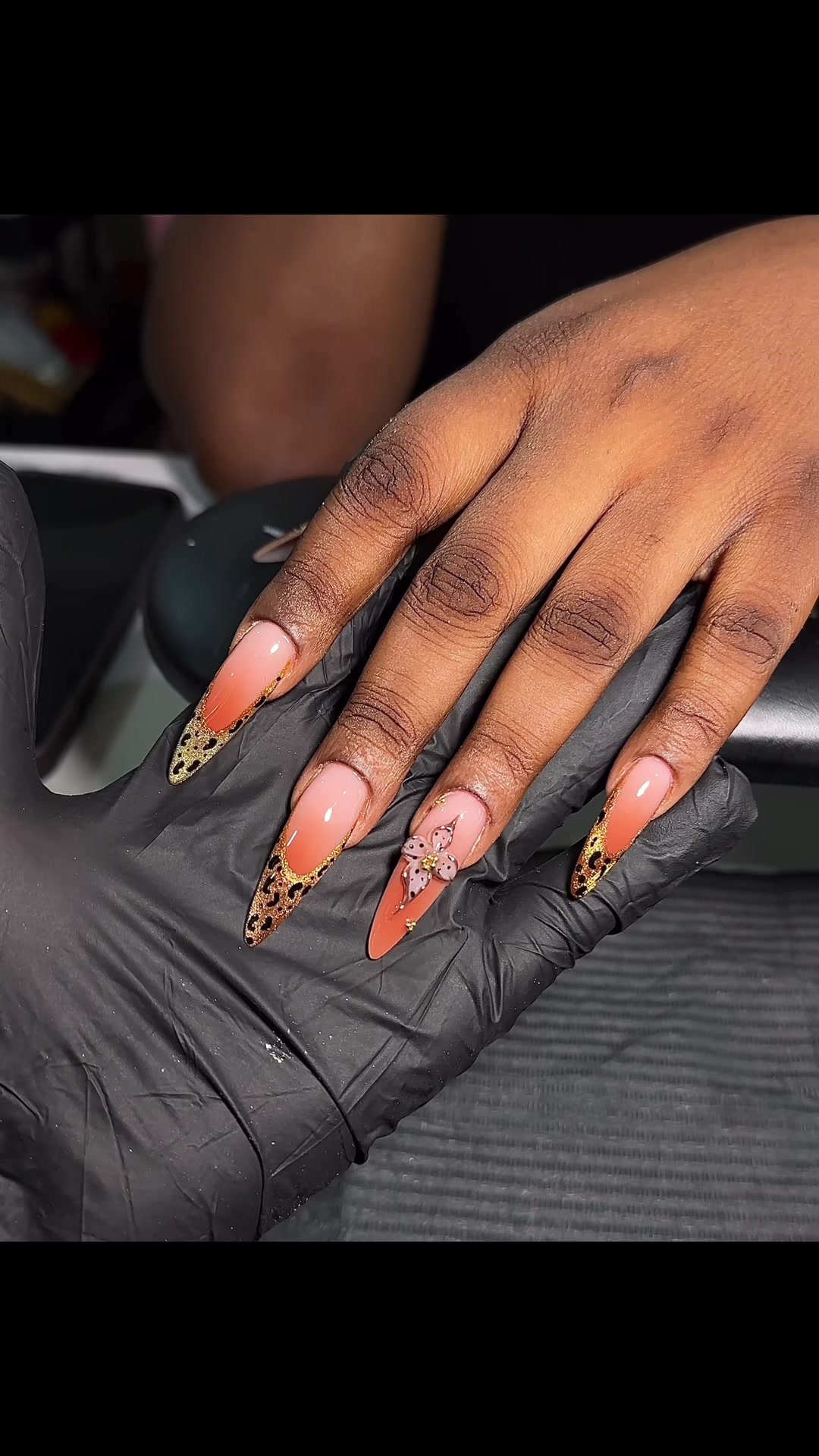 @NAIL TECHNICIAN IN IBADAN