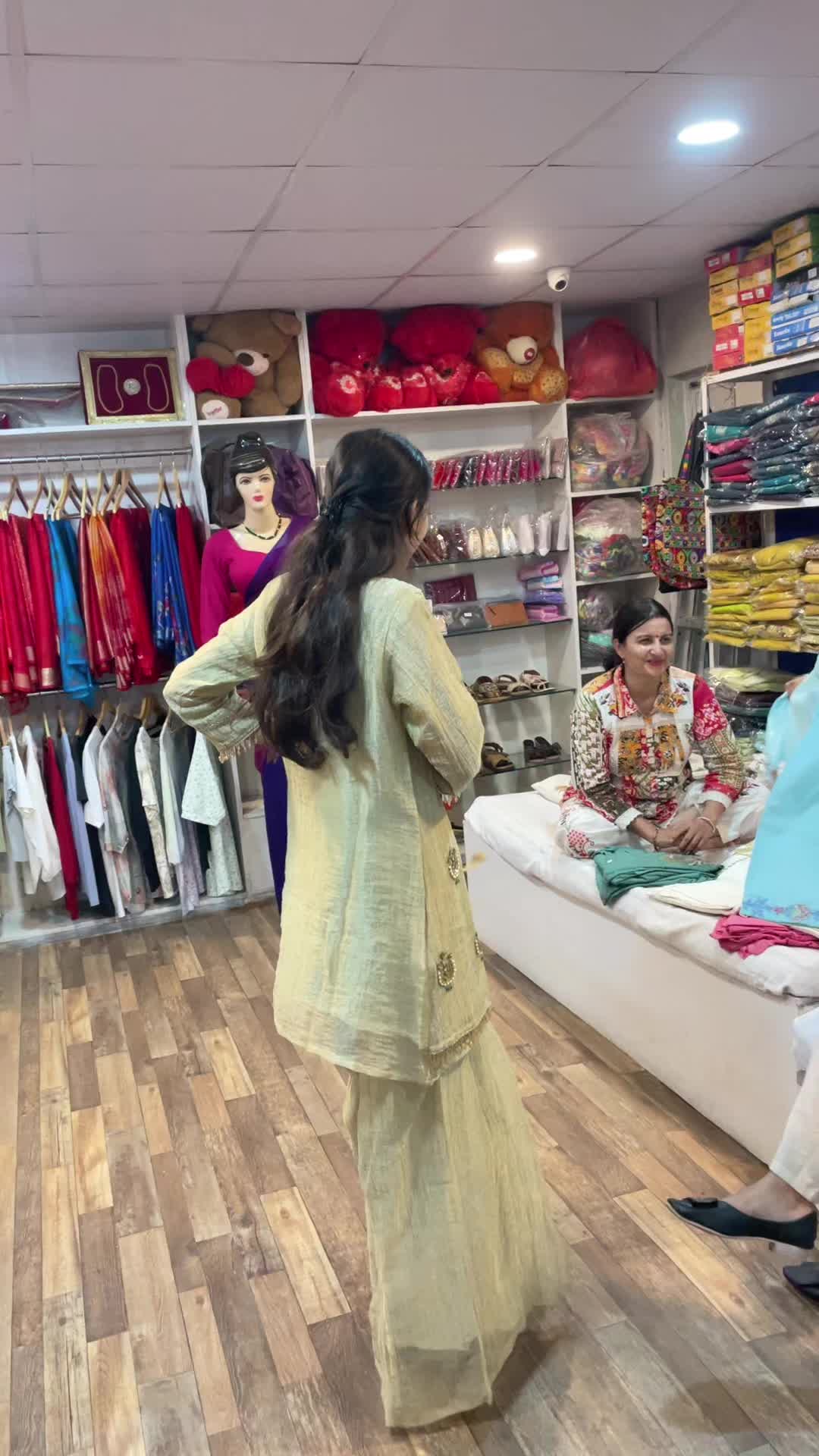 @Aaradhya Shringaar Mahendranga