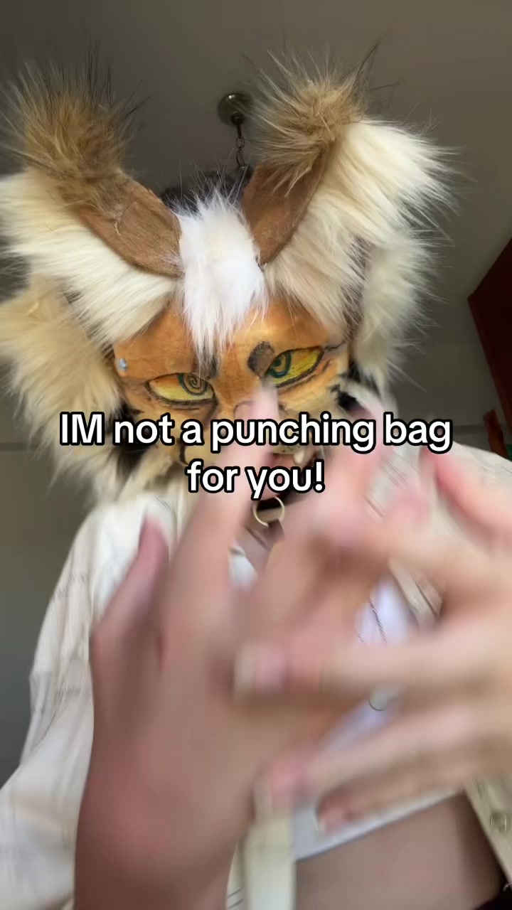 @ᑕOᒪ𐌀 𓆈