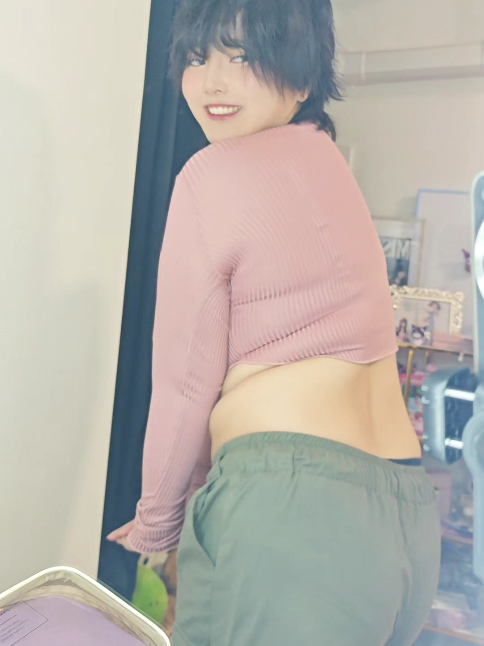 @ボーイッシュみくり🌹🖤