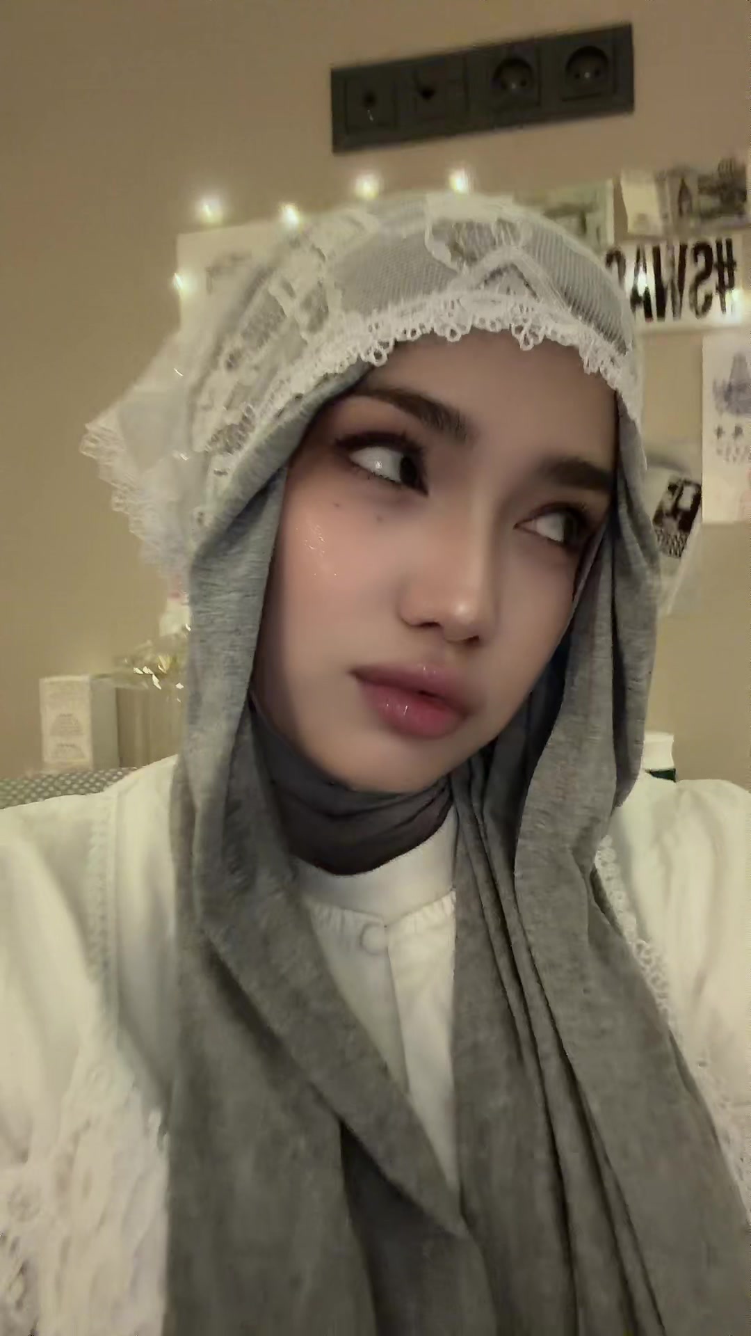 @Darling_