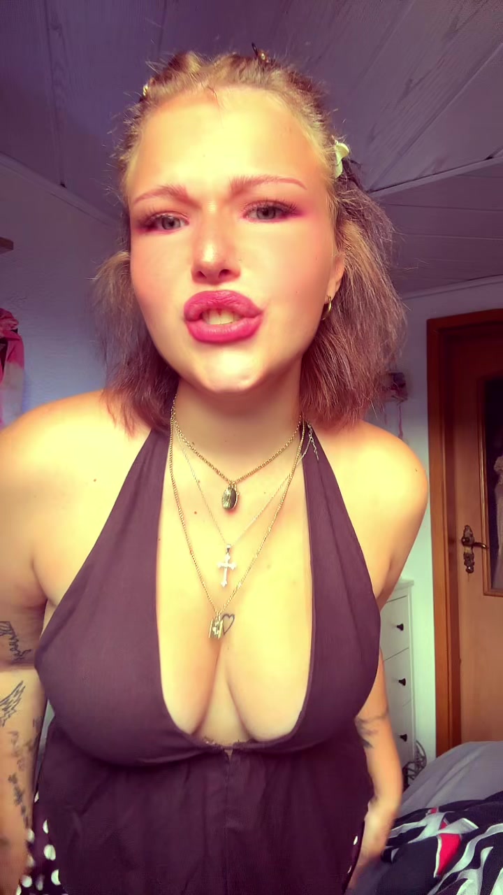 @Sabrina 🫐