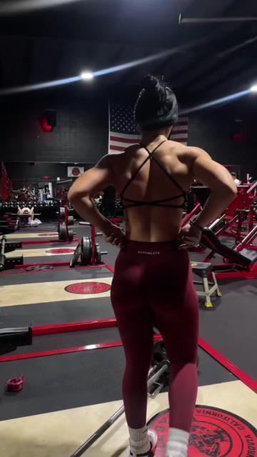 @tinaaupsout