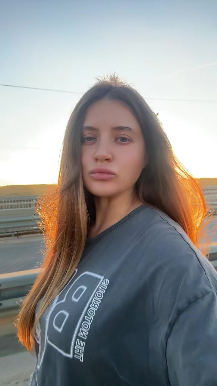 @linav_linav
