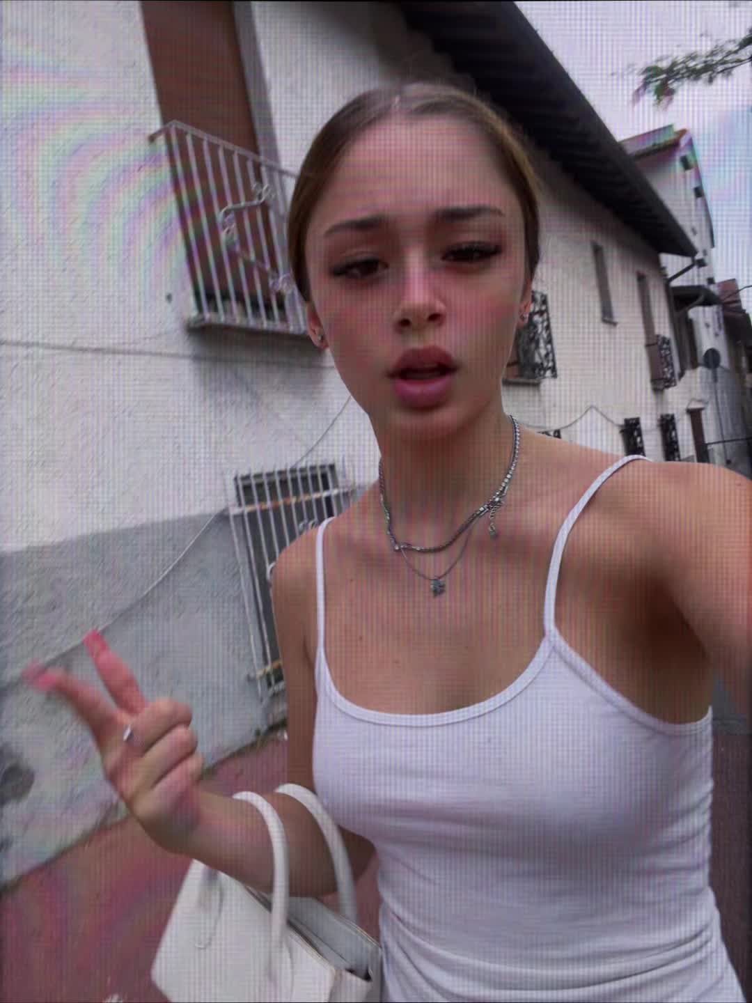@emma