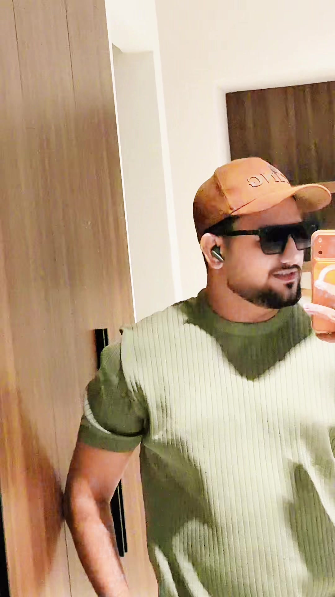 @SALMAN_D&agrave;Zzy🫴🇨🇦🇵🇰