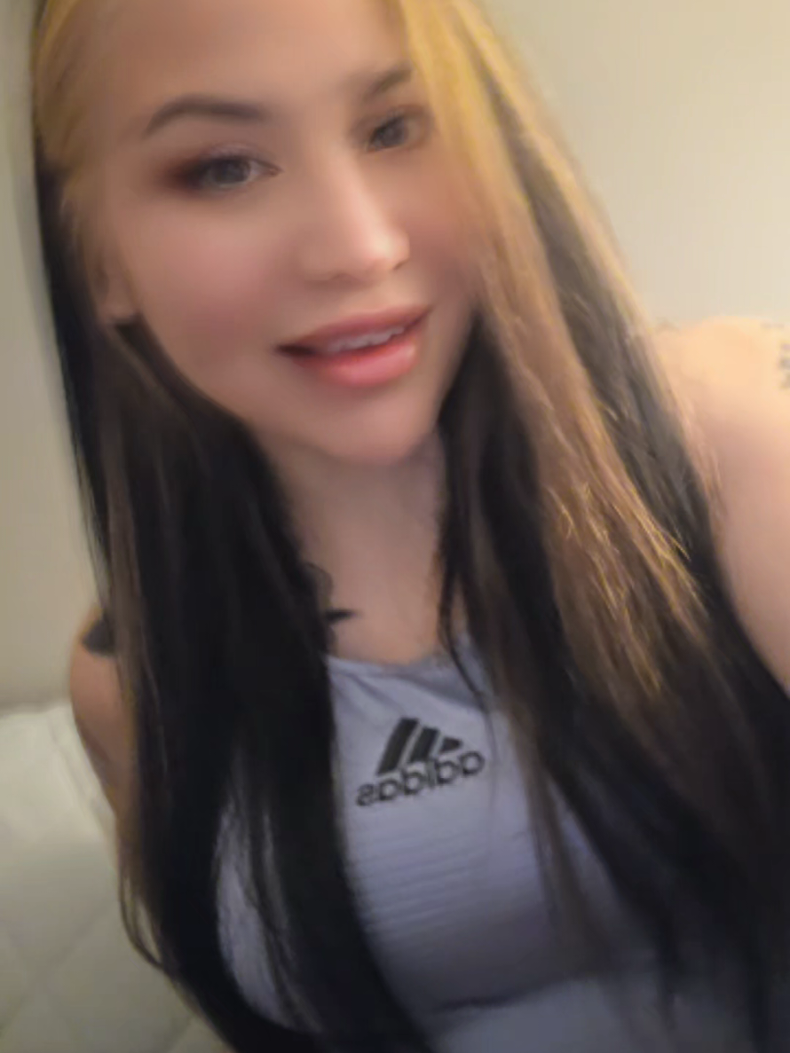 @BrandyLee