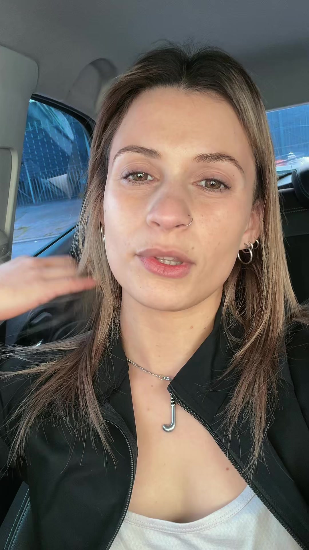 @TATI🔮