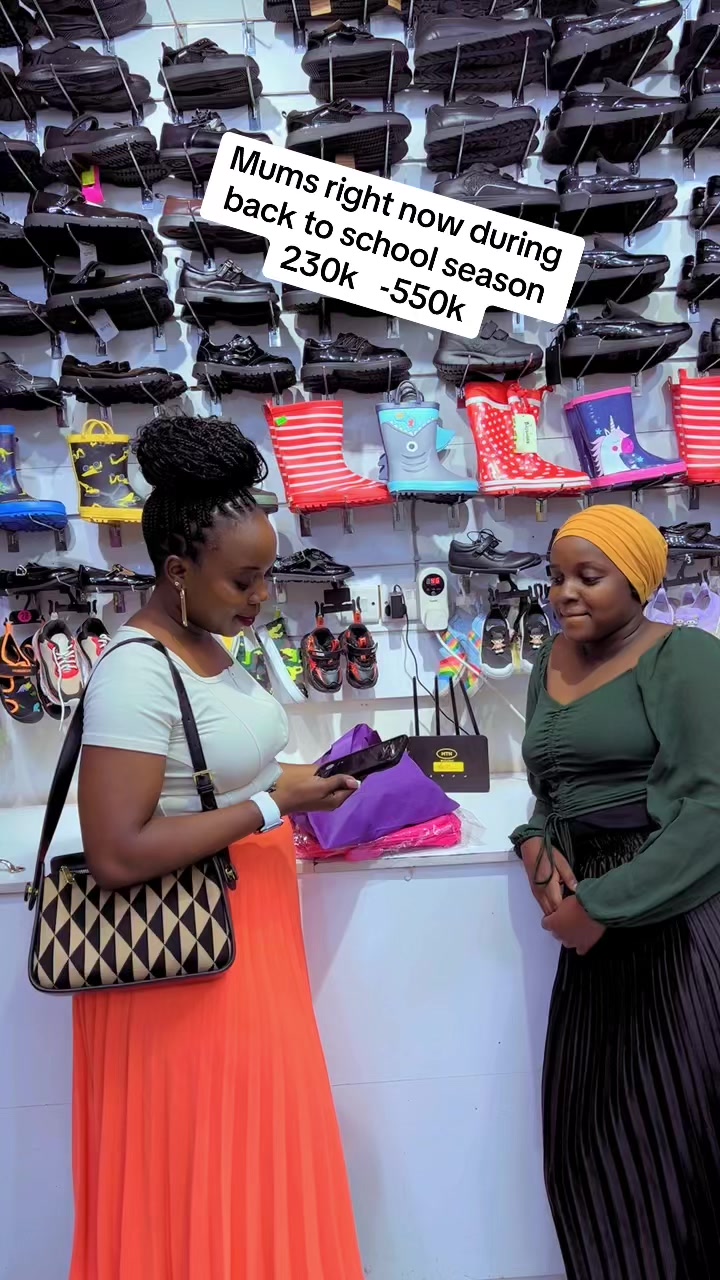@JS ADDICTION SHOE STORE
