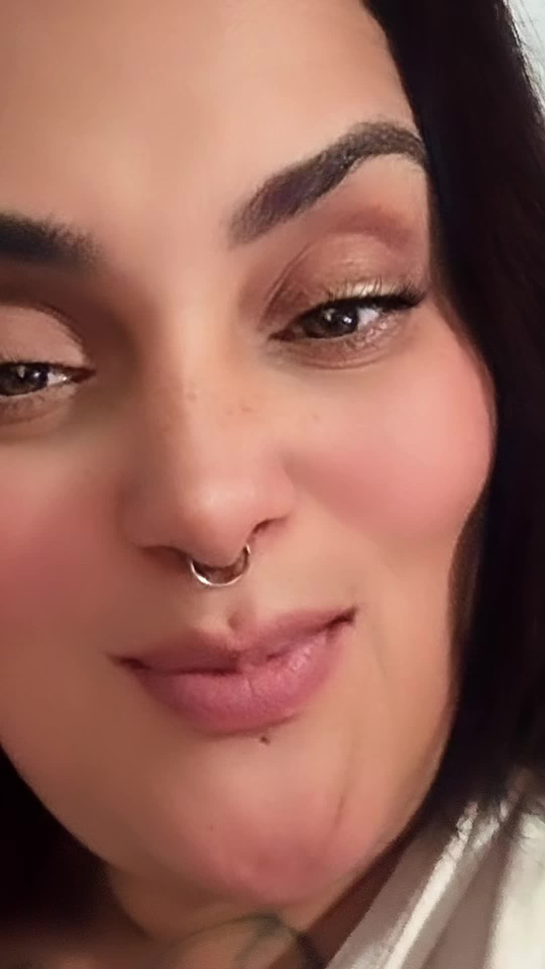 @Bombbeauty