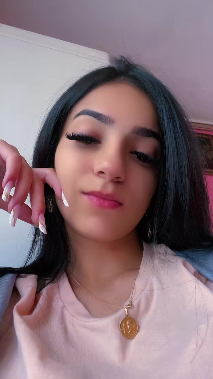@𝓡🦅