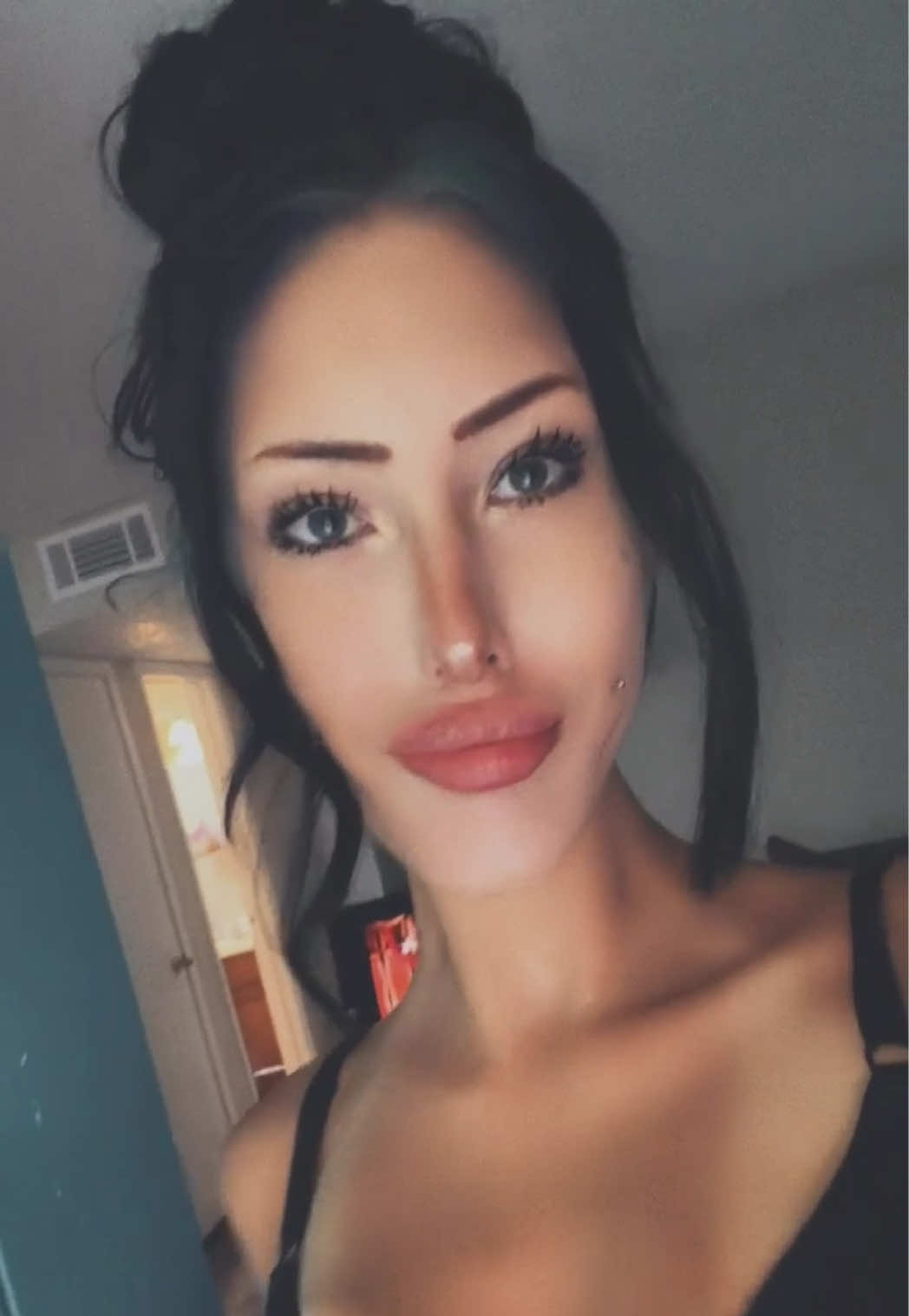 @𝔙𝔯𝔦 𝔐𝔞𝔯𝔦𝔢 🖤🕸️