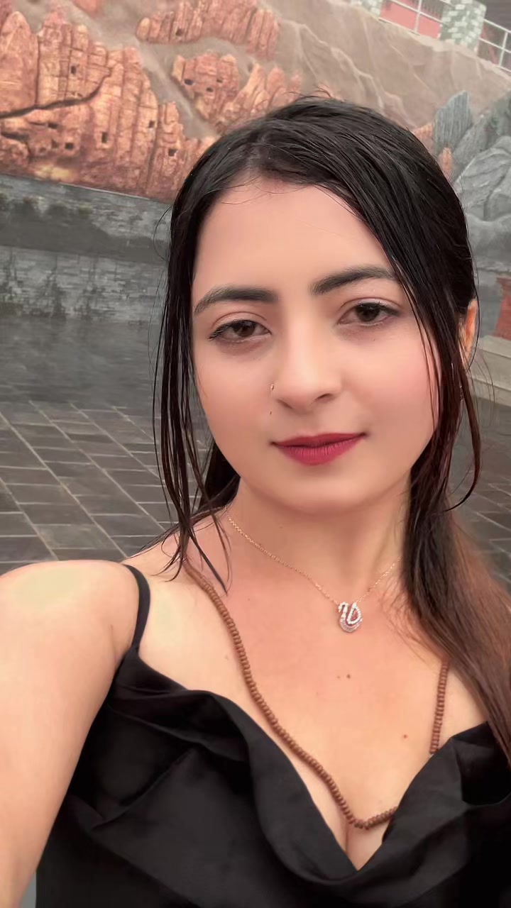 @Shrijika sitoula ✨