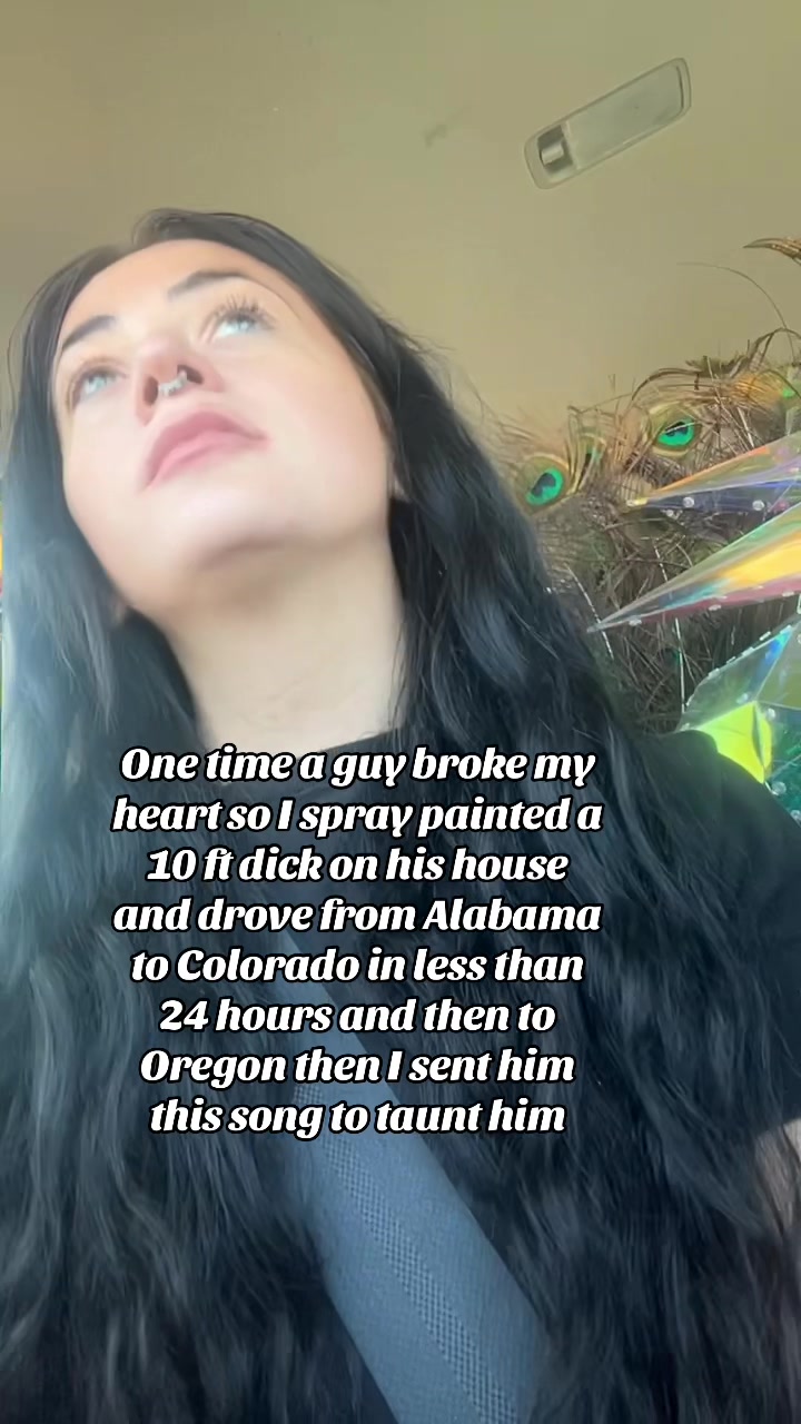 @givemypillowsumhead