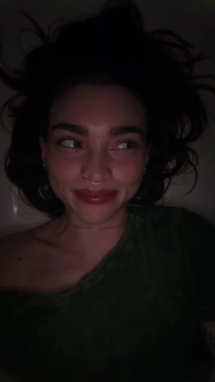 @mj