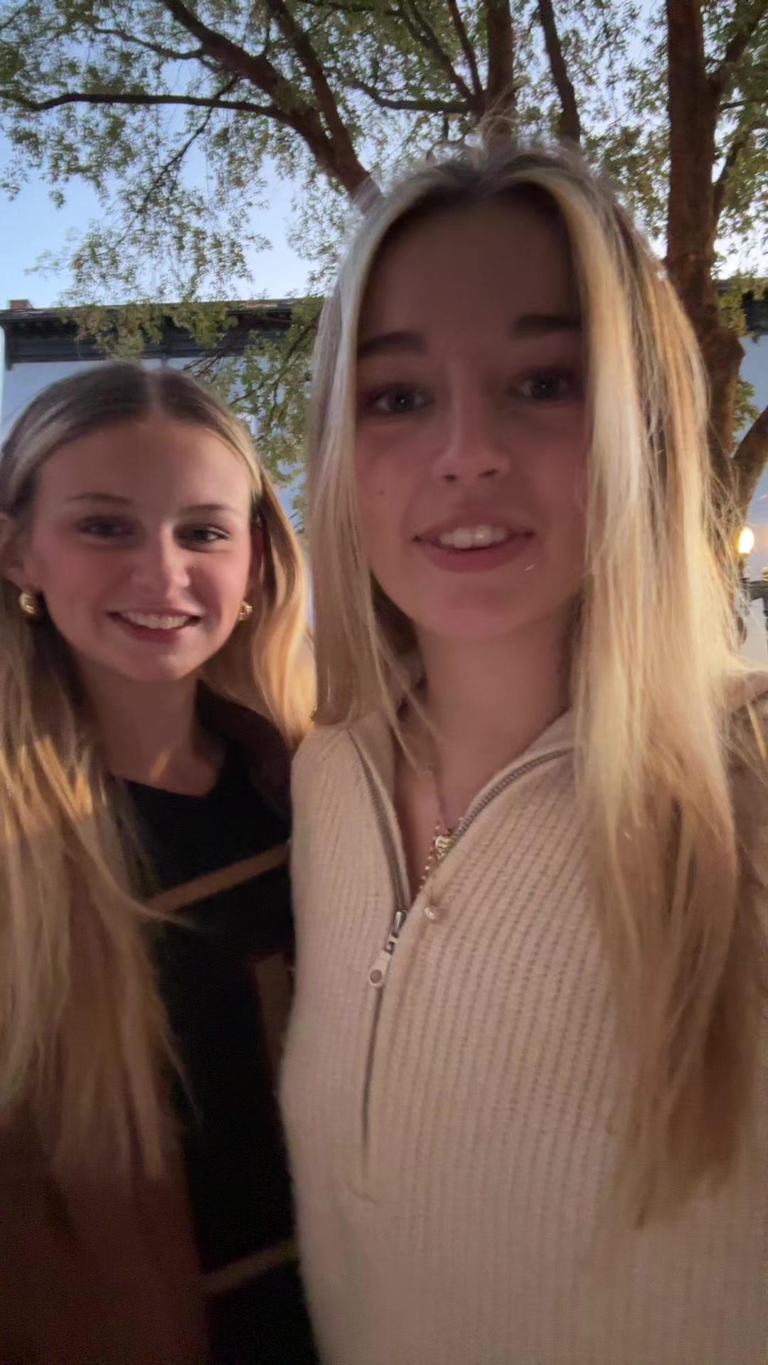@bella