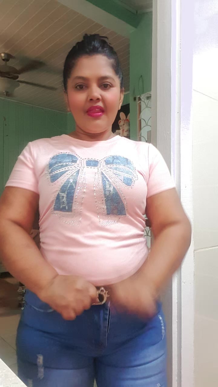 @love me or hate me