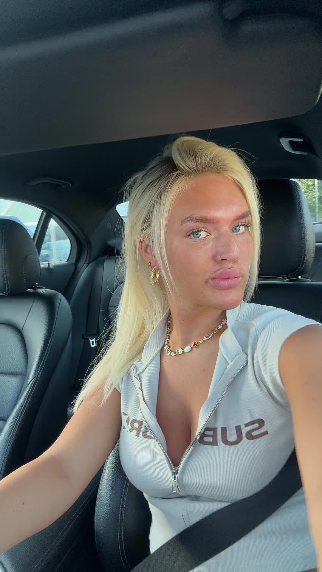 @ellielongton