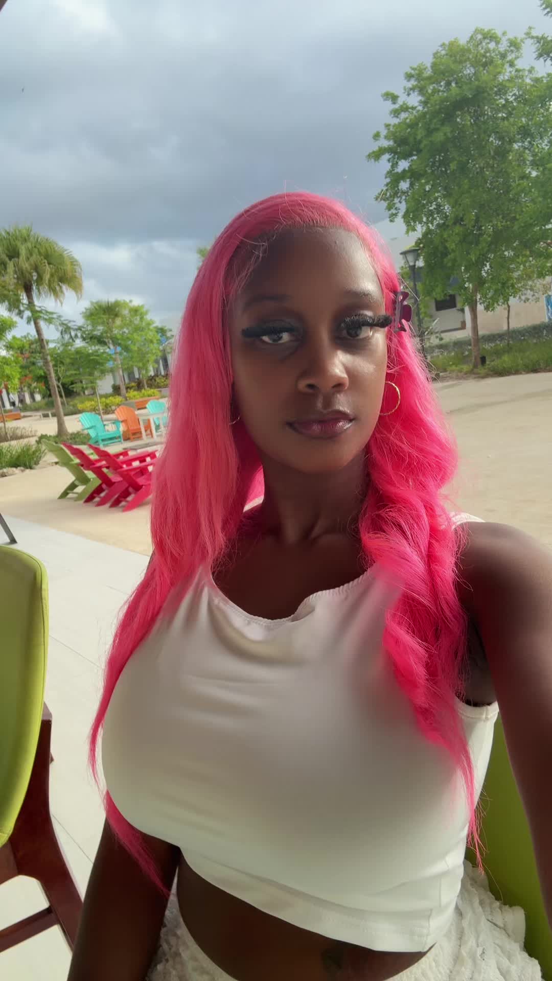 @Juliee